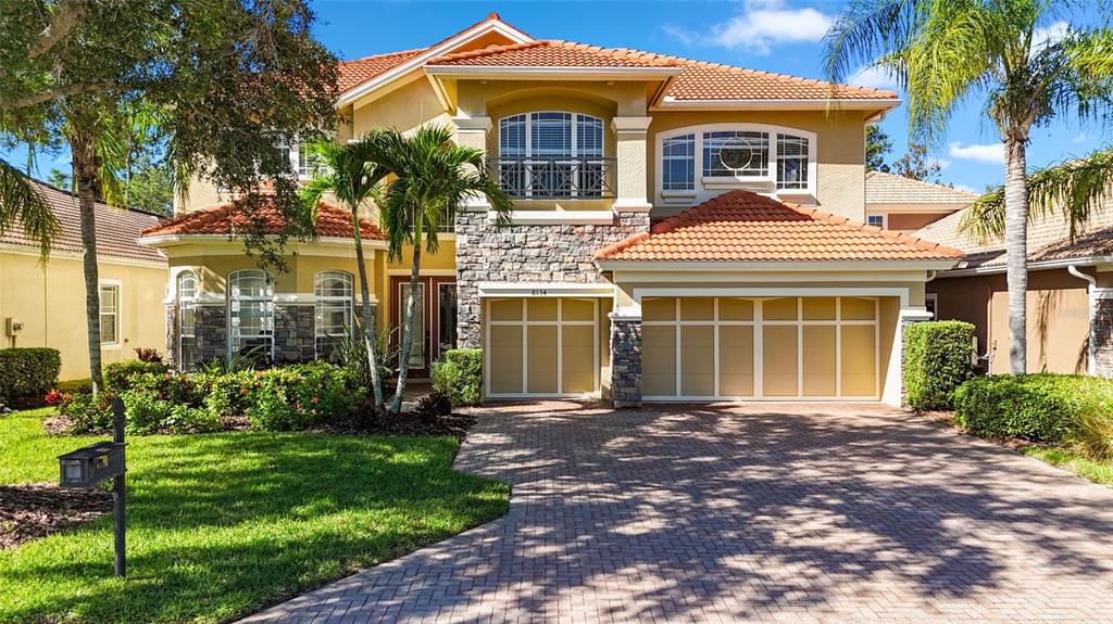 8134 Santa Rosa Court Sarasota, FL 34243 - Photo 2 of 52