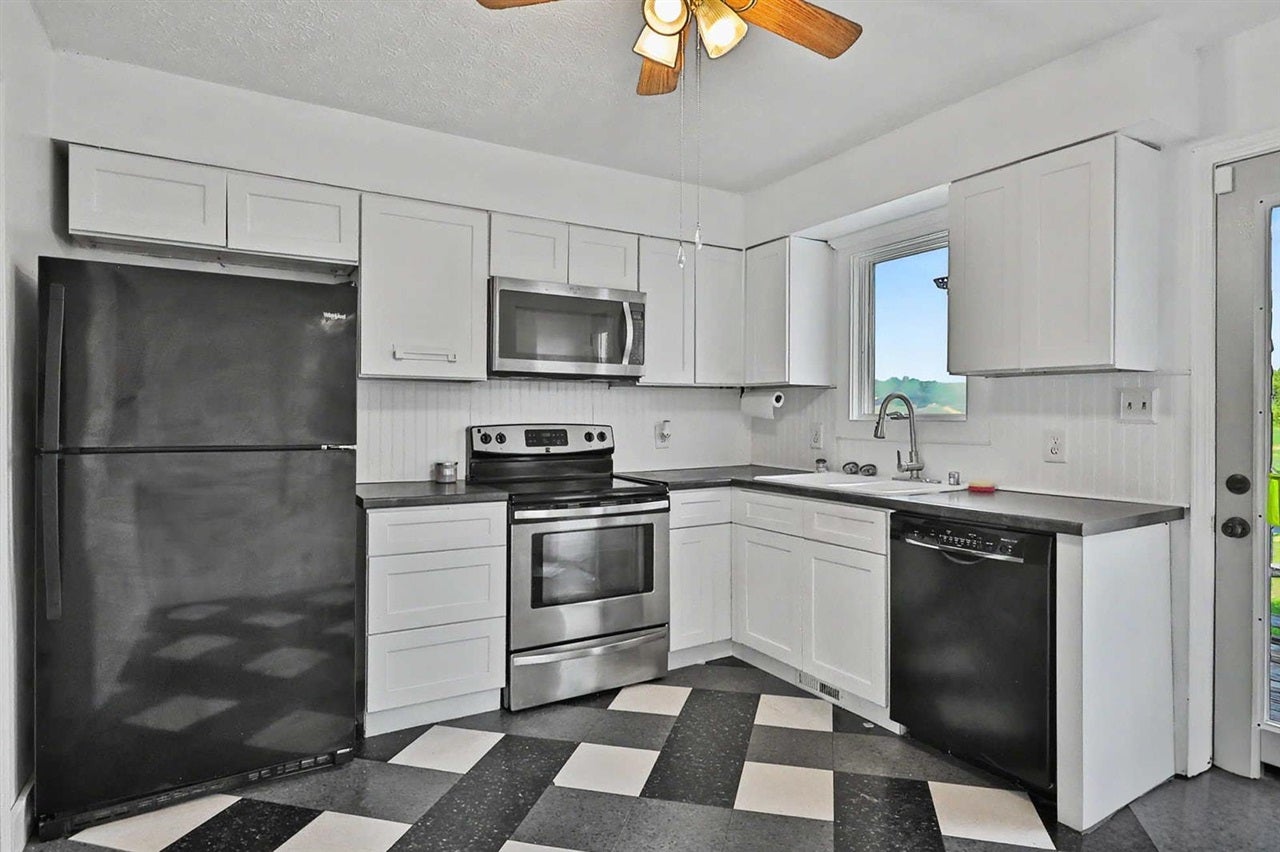 844 Witt Road Bowling Green, KY 42101 - Photo 8 of 26 Gallery Image 8