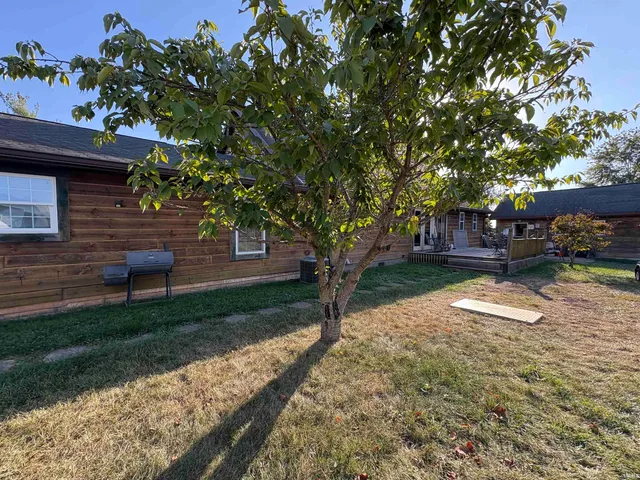 $390,000 | 3202 West 600 South, Portland, IN 47371