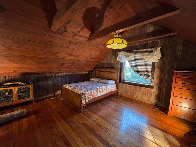 $390,000 | 3202 West 600 South, Portland, IN 47371