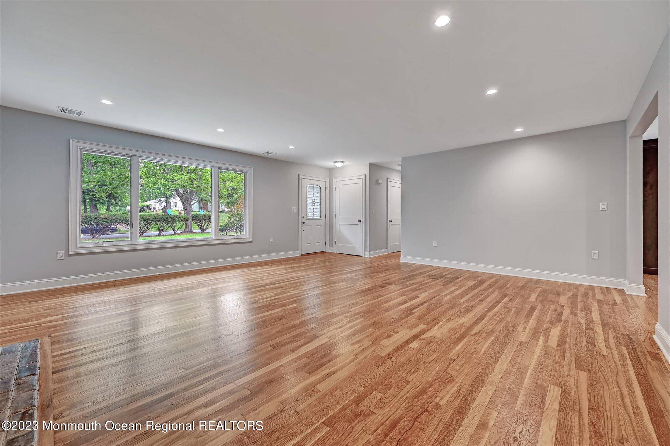 59 Reeds Road Tinton Falls, NJ 07724 - Photo 6 of 46 06-39967428