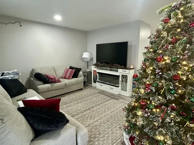 $220,000 | 1012 Greenlawn Drive, Sturgis, MI 49091