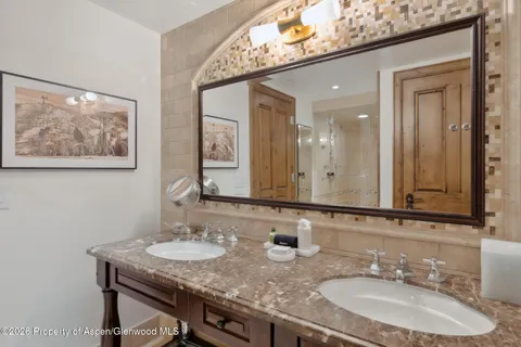 $995,000 | 415 East Dean St Unit 42 Wks 26 & 27, Aspen, CO 81611