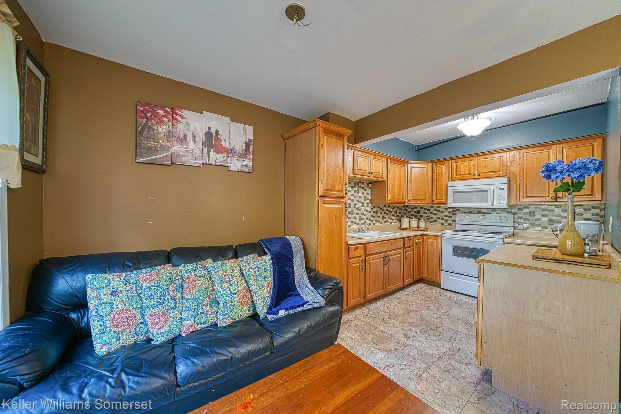 24035 Greenhill Road Warren, MI 48091 - Photo 13 of 26 Gallery Image 13