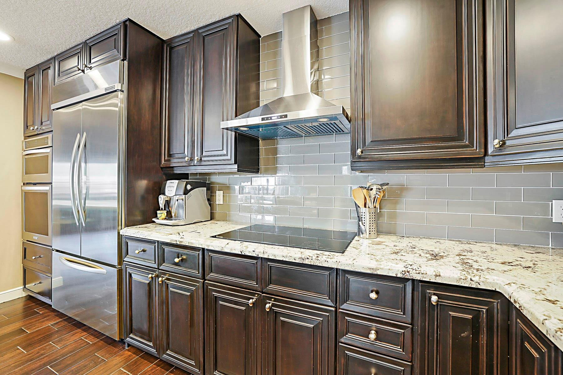 2743 Northeast 28th Court, Unit 3 Lighthouse Point, FL 33064 - Photo 14 of 56 Photo 14