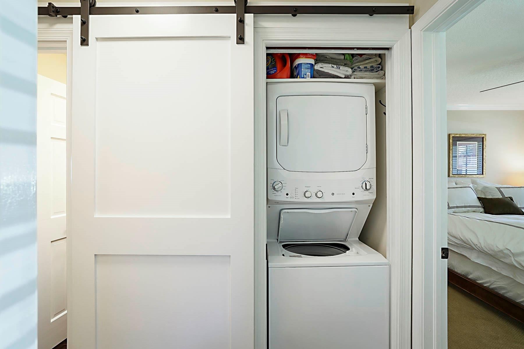 2743 Northeast 28th Court, Unit 3 Lighthouse Point, FL 33064 - Photo 29 of 56 Photo 29