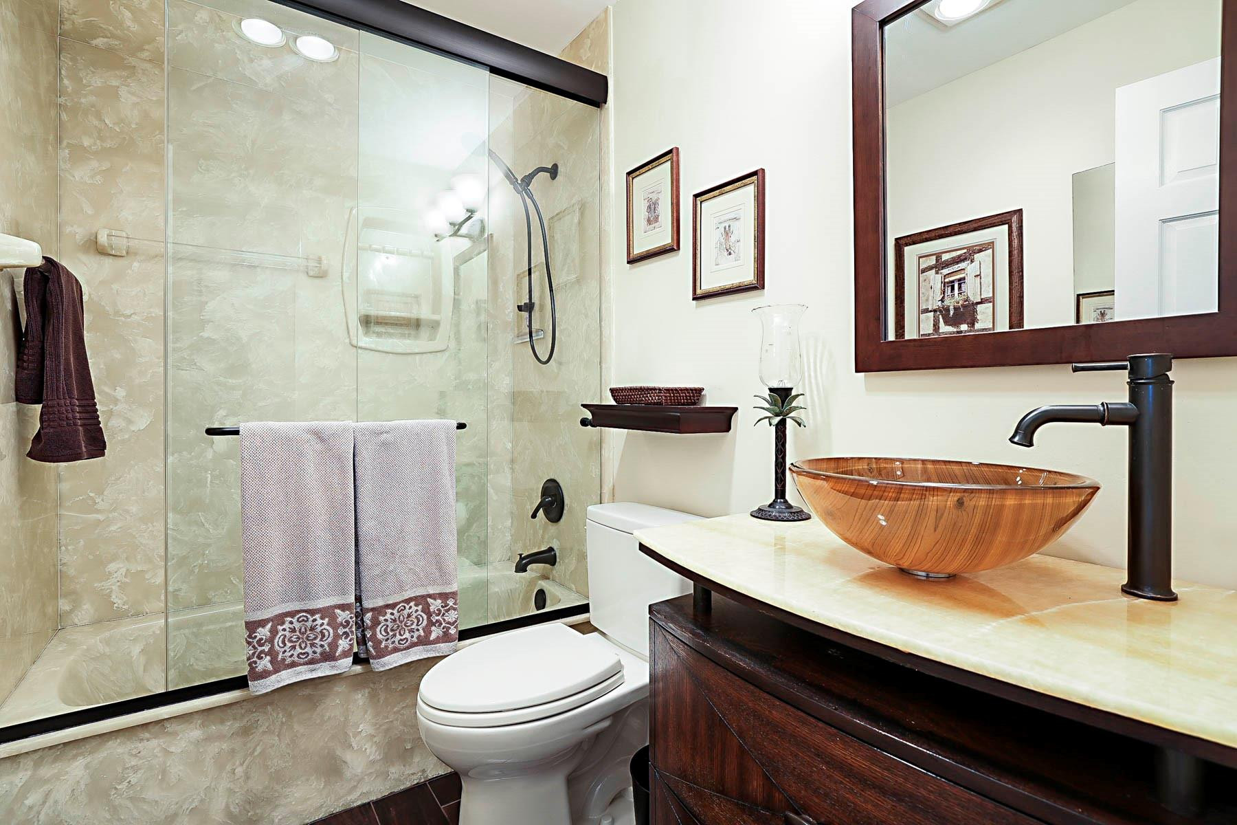 2743 Northeast 28th Court, Unit 3 Lighthouse Point, FL 33064 - Photo 30 of 56 Photo 30