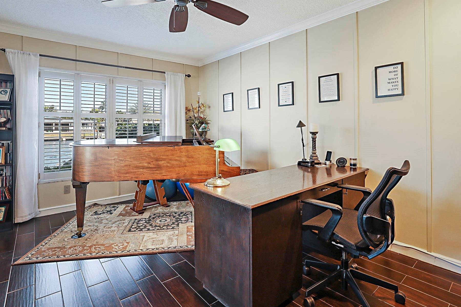 2743 Northeast 28th Court, Unit 3 Lighthouse Point, FL 33064 - Photo 31 of 56 Photo 31