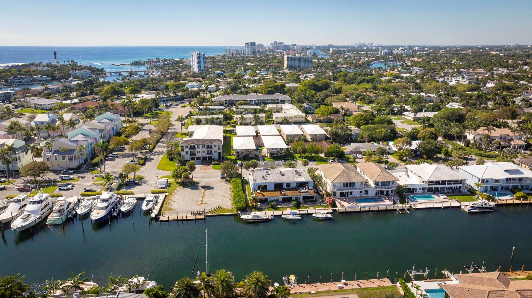 2743 Northeast 28th Court, Unit 3 Lighthouse Point, FL 33064 - Photo 50 of 56 Photo 50