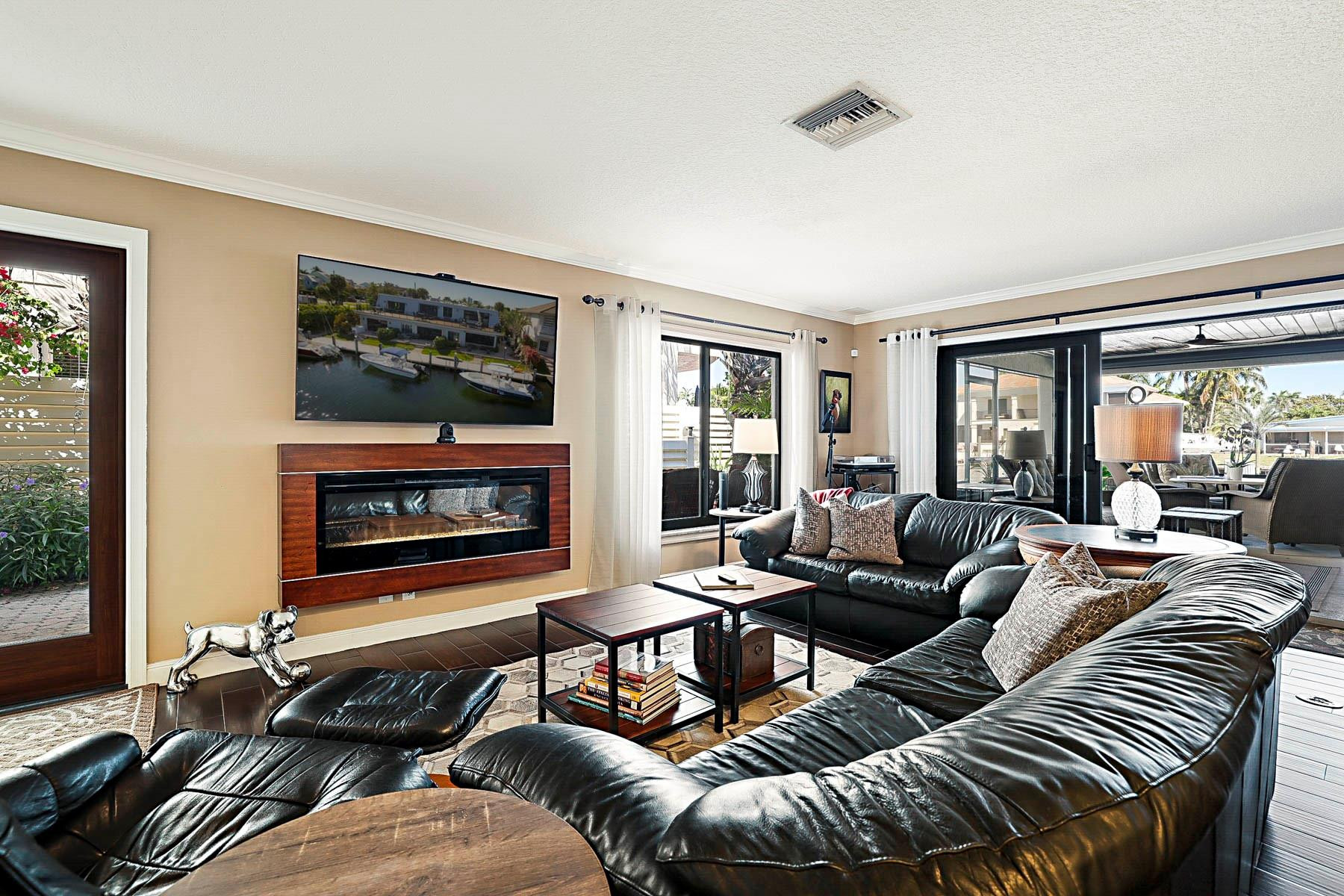 2743 Northeast 28th Court, Unit 3 Lighthouse Point, FL 33064 - Photo 7 of 56 Photo 7