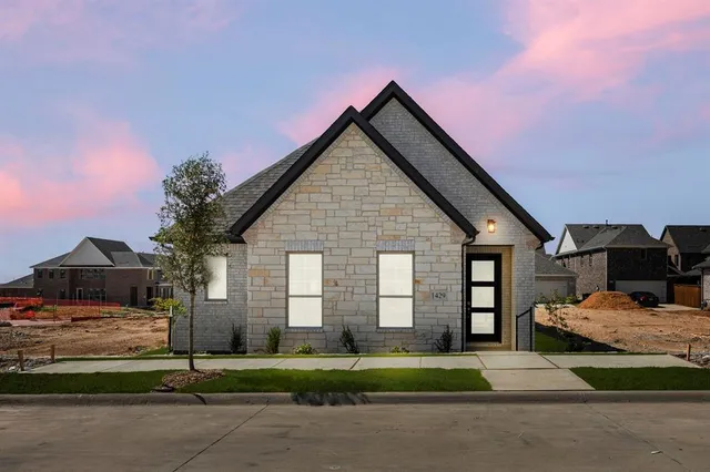 $384,990 | 1429 Tipperary Drive, Celina, TX 75009
