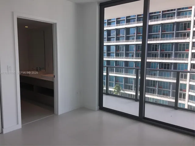 $4,600 | 1300 South Miami Avenue, Unit 3010, Miami, FL 33130