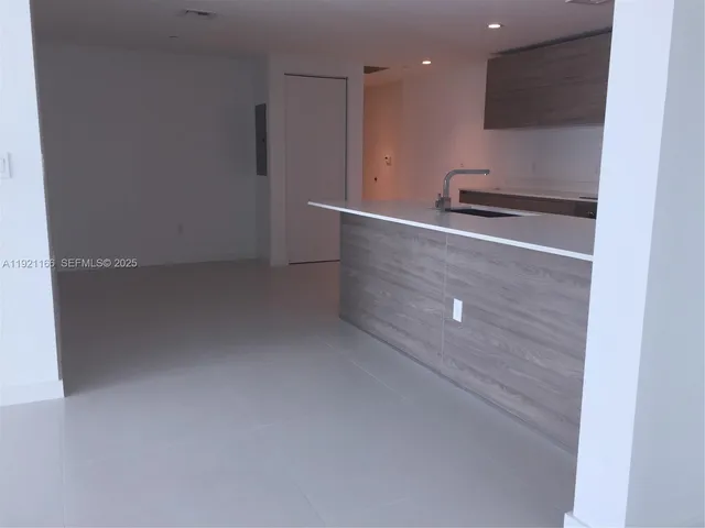 $4,600 | 1300 South Miami Avenue, Unit 3010, Miami, FL 33130