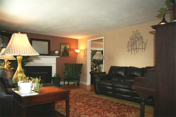219 Great Plains Road West Springfield, MA 01089 - Photo 10 of 16 Gallery Image 10