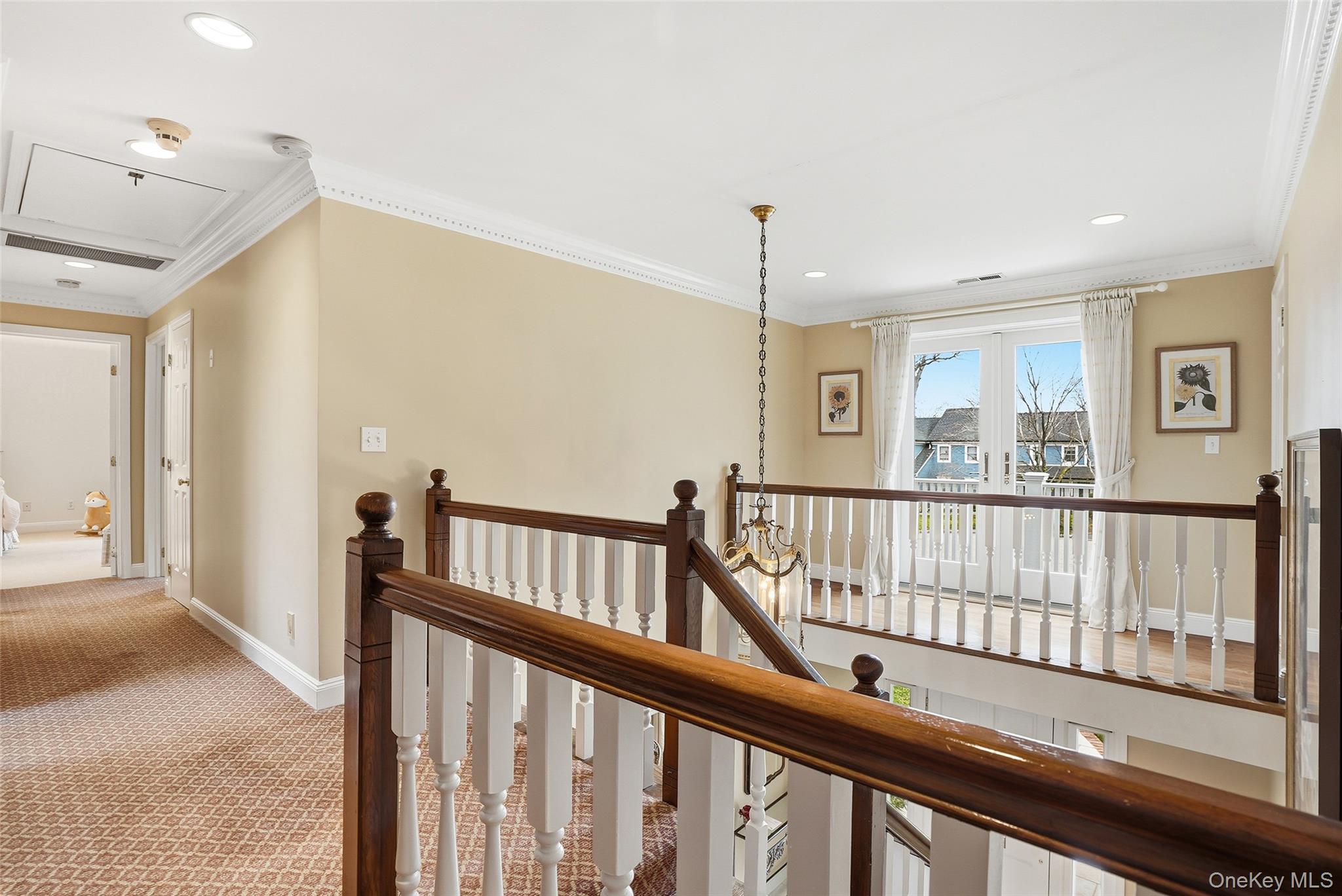 4 Ellis Court Rye, NY 10580 - Photo 17 of 34 Open 2nd floor at top of staircase with natural light streaming in.