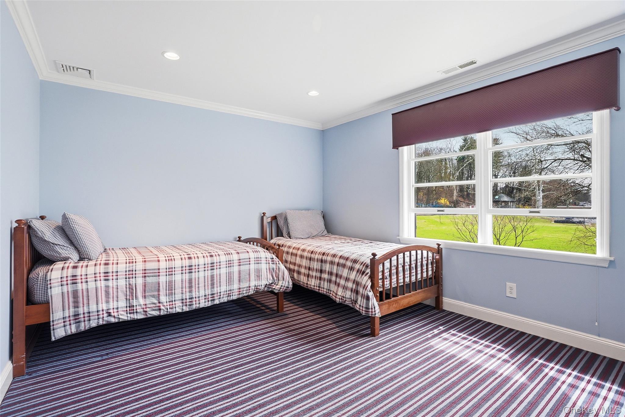 4 Ellis Court Rye, NY 10580 - Photo 24 of 34 2nd Floor Bedroom 3