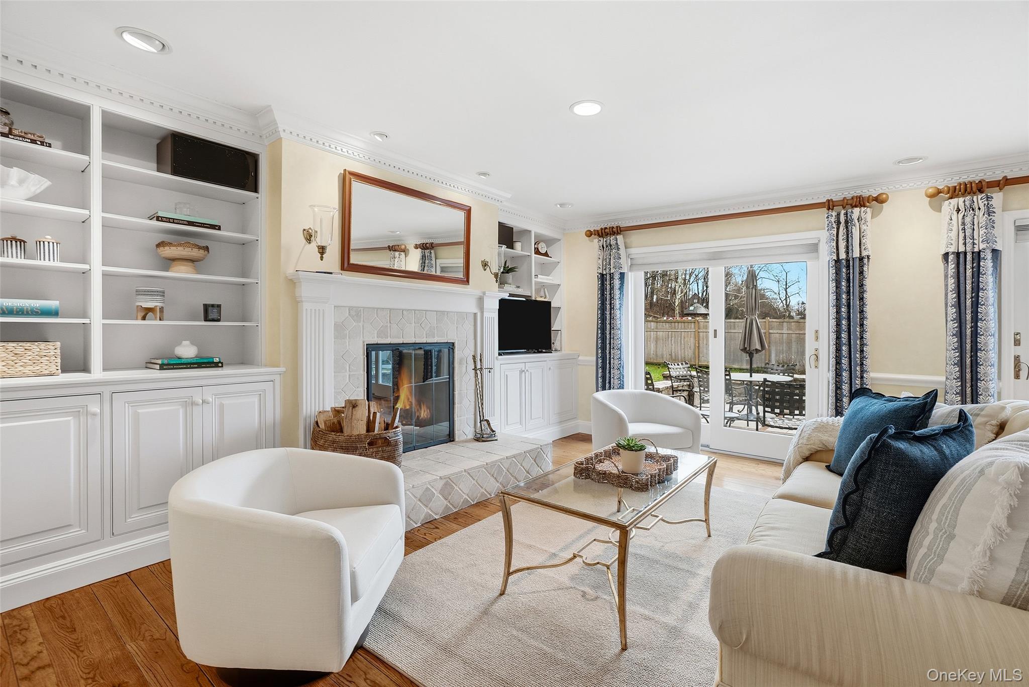4 Ellis Court Rye, NY 10580 - Photo 9 of 34 Family Room w/doors opening to the generous backyard
