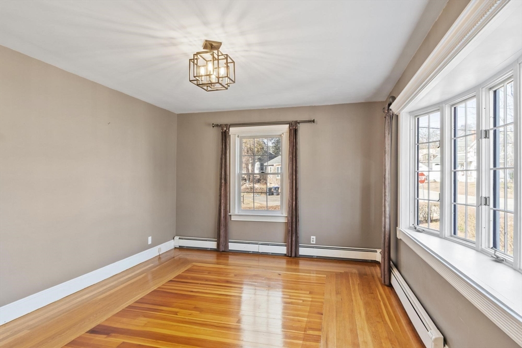 16 Green Street Methuen, MA 01844 - Photo 11 of 29
