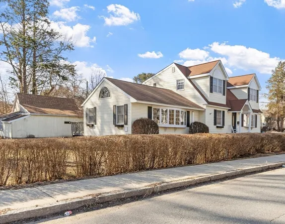 $639,900 | 16 Green Street, Methuen, MA 01844