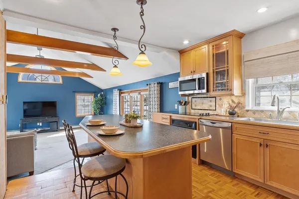 $639,900 | 16 Green Street, Methuen, MA 01844