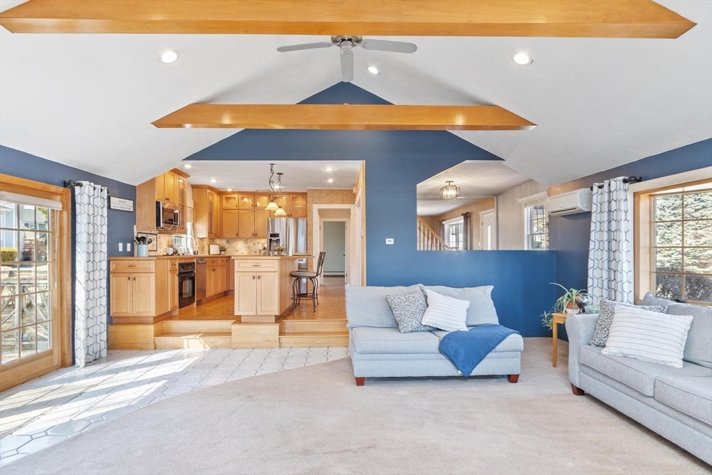 16 Green Street Methuen, MA 01844 - Photo 6 of 29