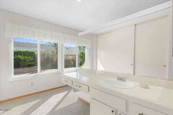 $848,000 | 25530 Meadow Mont Street, Valencia, CA 91355