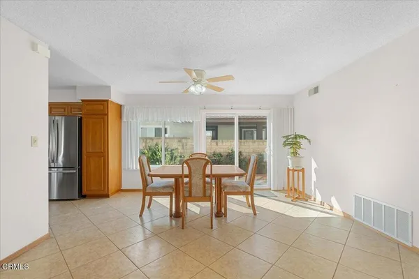 $848,000 | 25530 Meadow Mont Street, Valencia, CA 91355