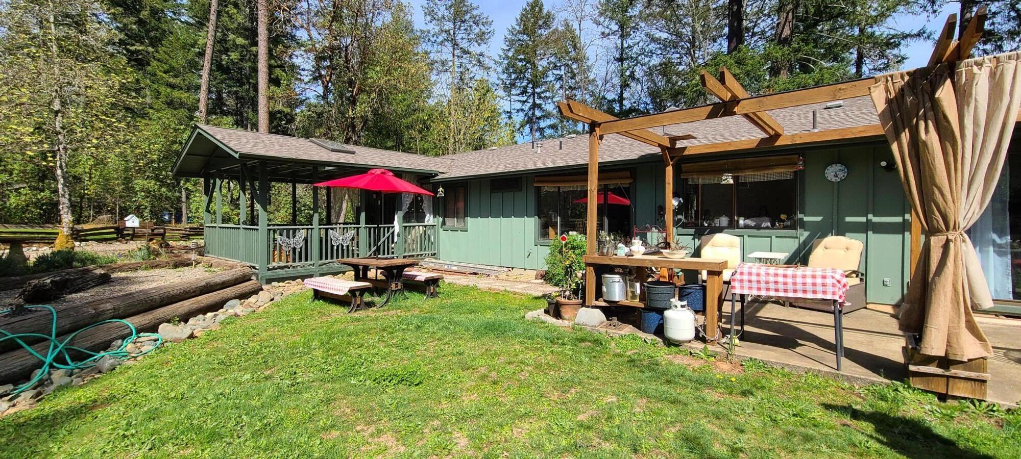 308 Fir Canyon Road Grants Pass, OR 97527 - Photo 19 of 51 BACK VIEW OF HOME