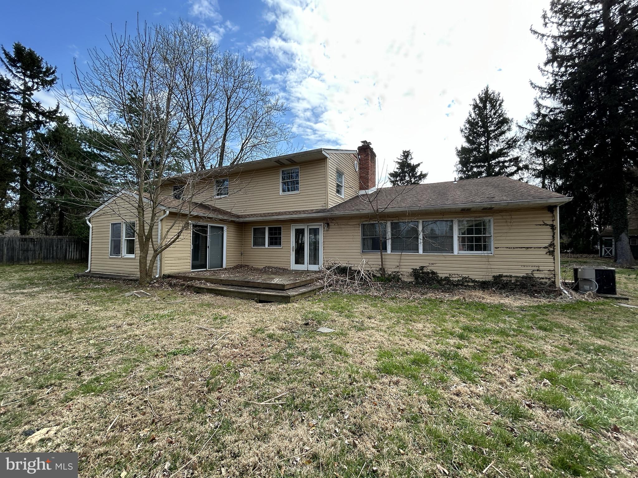 527 Cherry Lane Lansdowne, PA 19050 - Photo 2 of 14