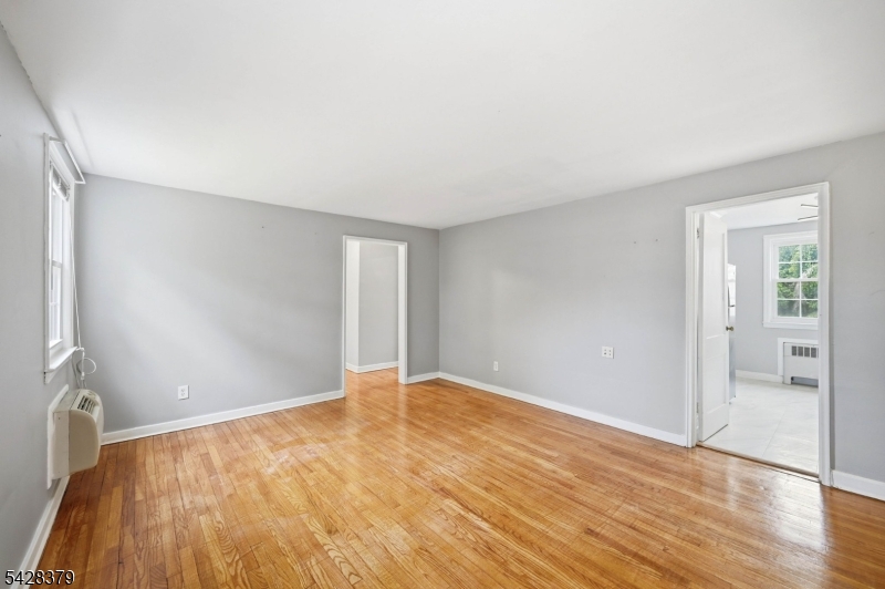 445 Morris Avenue, Unit 14 Springfield, NJ 07081 - Photo 20 of 26