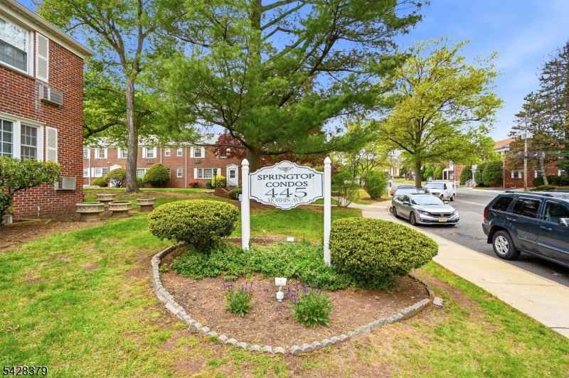445 Morris Avenue, Unit 14 Springfield, NJ 07081 - Photo 23 of 26
