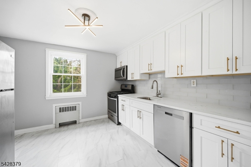 445 Morris Avenue, Unit 14 Springfield, NJ 07081 - Photo 10 of 26