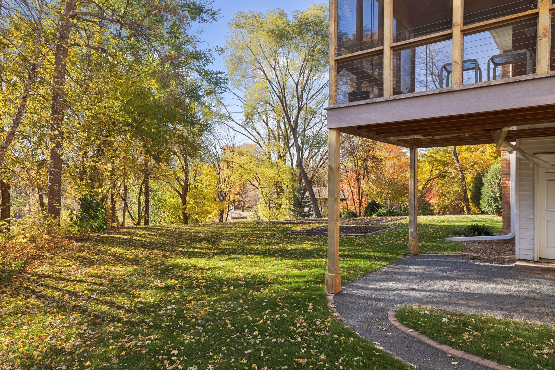 1837 Victoria Road South Mendota Heights, MN 55118 - Photo 6 of 6