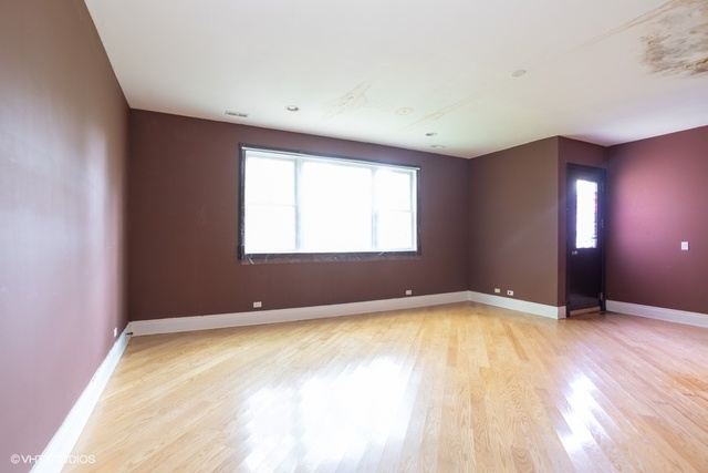 46 MacArthur Loop Highland Park, IL 60035 - Photo 8 of 37