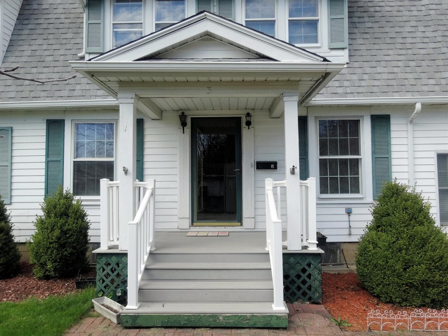 3 Harrison Boulevard Valparaiso, IN 46383 - Photo 3 of 10 a front view of a house