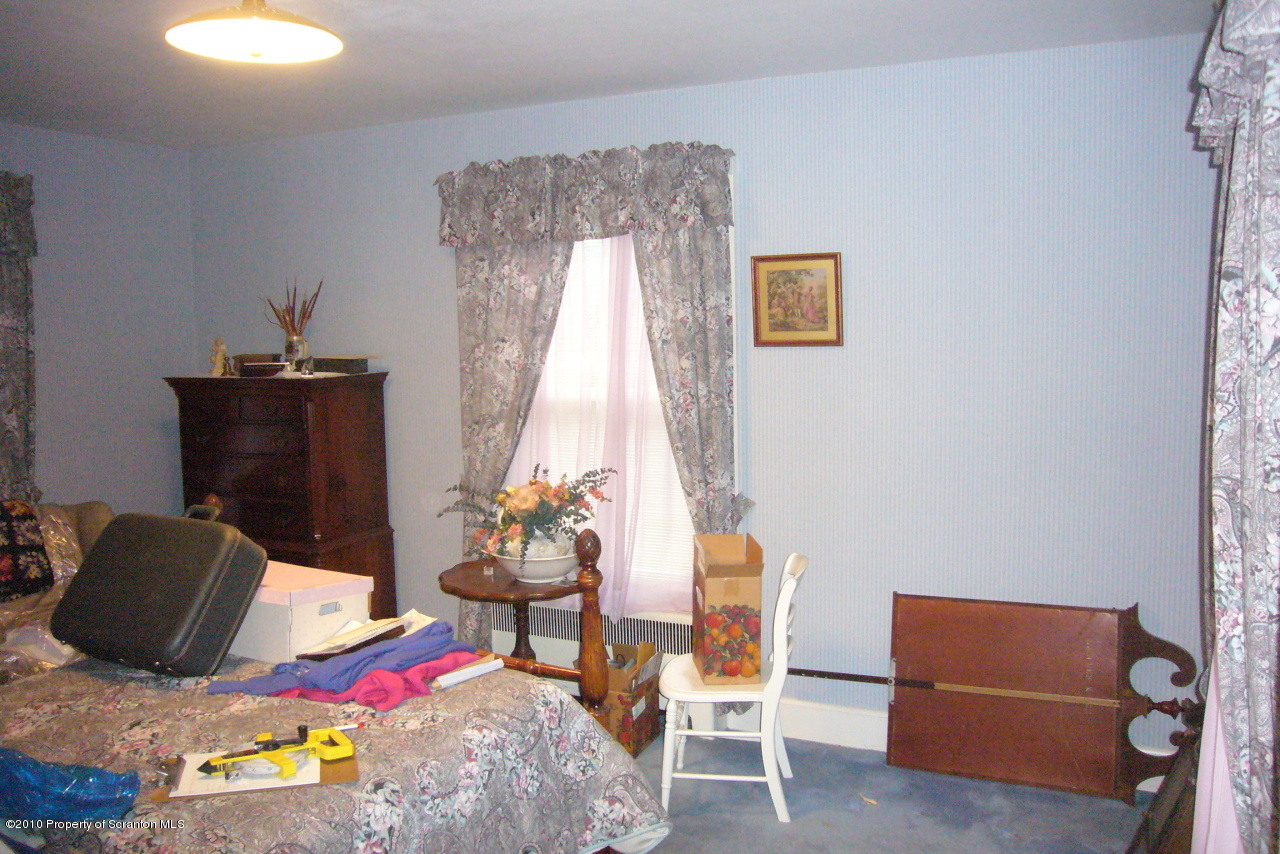 1334 Glenview Road Clarks Summit, PA 18411 - Photo 7 of 9 Gallery Image 7