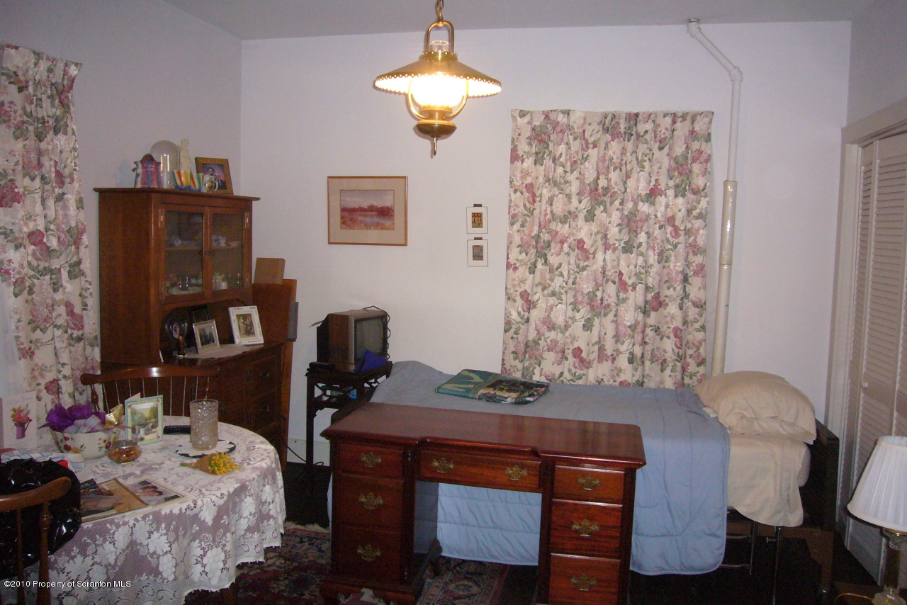 1334 Glenview Road Clarks Summit, PA 18411 - Photo 8 of 9 Gallery Image 8