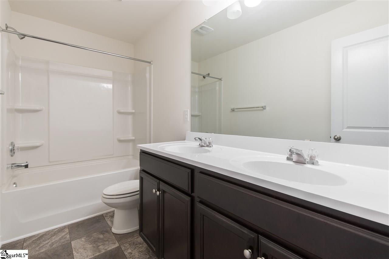 304 Rambling Hills Way Simpsonville, SC 29681 - Photo 21 of 28 Gallery Image 21