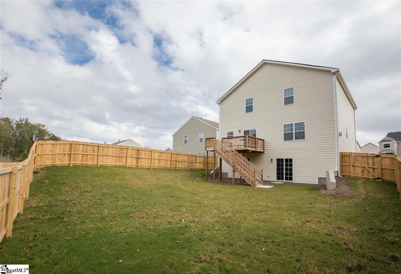 304 Rambling Hills Way Simpsonville, SC 29681 - Photo 7 of 28 Gallery Image 7