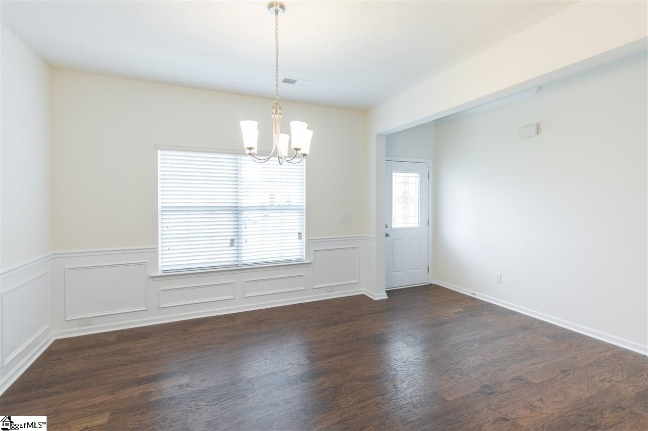 304 Rambling Hills Way Simpsonville, SC 29681 - Photo 8 of 28 Gallery Image 8