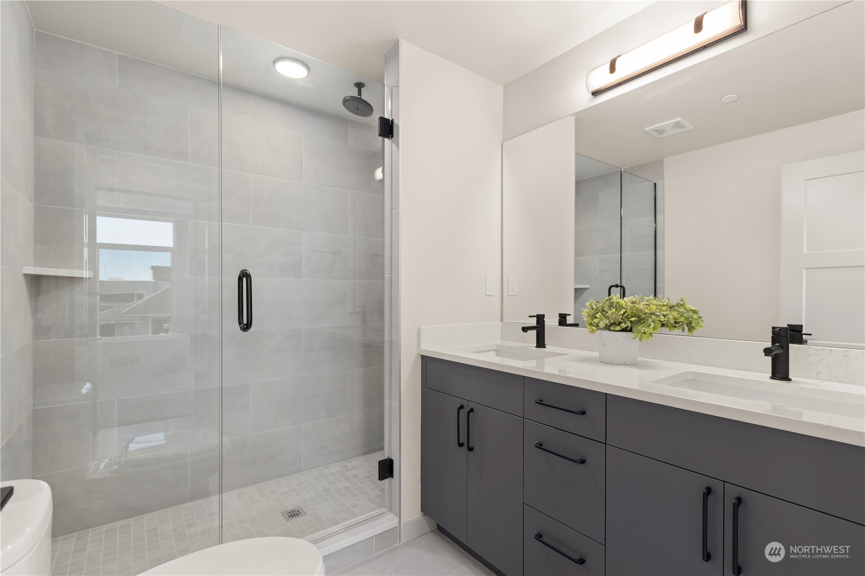 722 North Allen Place Seattle, WA 98103 - Photo 14 of 23 Gallery Image 14