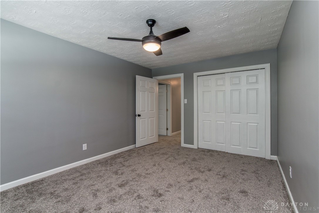 391 Darst Road Dayton, OH 45440 - Photo 17 of 37