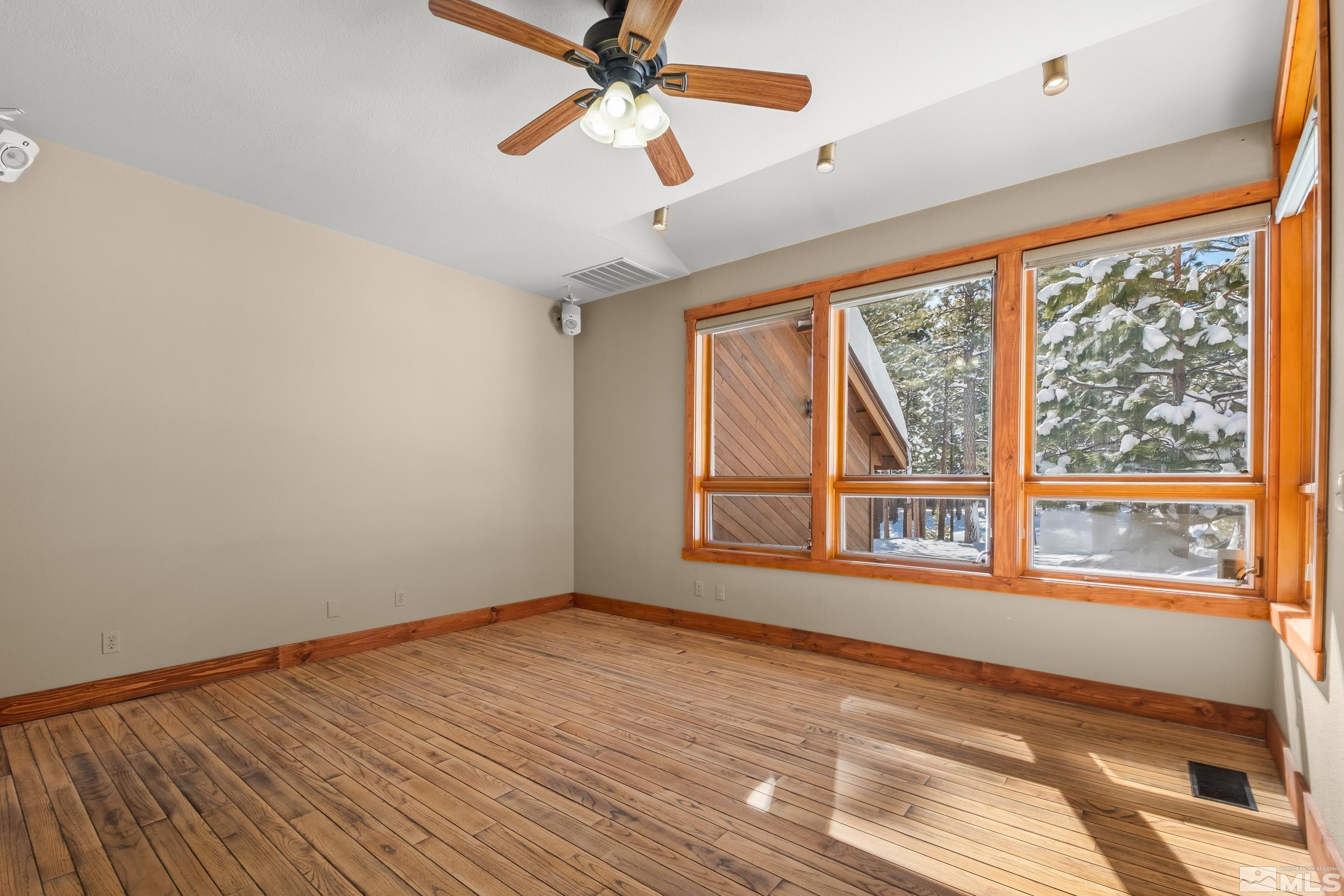 1805 Joy Lake Road Reno, NV 89511 - Photo 32 of 37 Photo 32