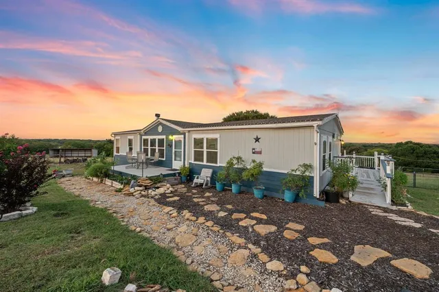 $2,750,000 | 10902 Clear Creek Road West, Sanger, TX 76266