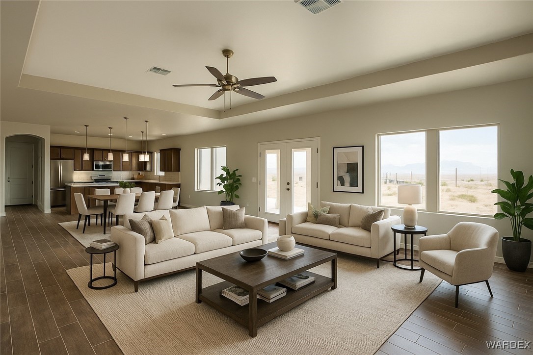 9728 North Atossa Road Kingman, AZ 86401 - Photo 3 of 28 Family Room