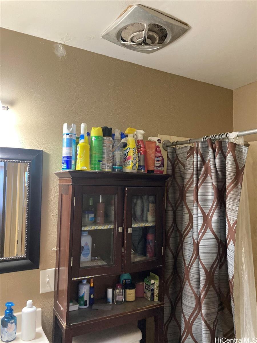 4280 Salt Lake Boulevard, Unit C13 Honolulu, HI 96818 - Photo 12 of 16 a front view of a house with balcony