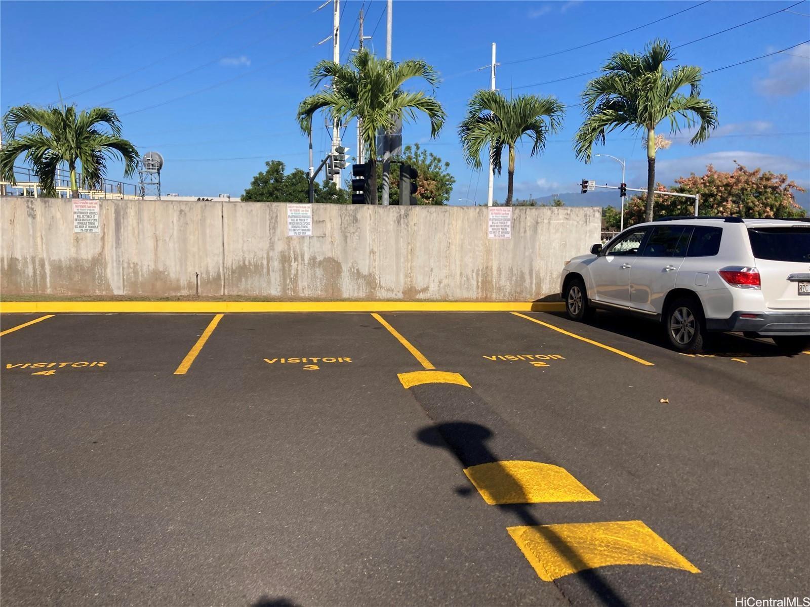 4280 Salt Lake Boulevard, Unit C13 Honolulu, HI 96818 - Photo 13 of 16 a view of outdoor space with swimming pool and patio