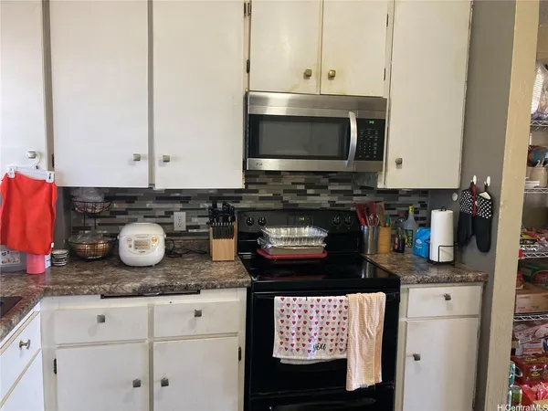 $550,000 | 4280 Salt Lake Boulevard, Unit C13, Honolulu, HI 96818