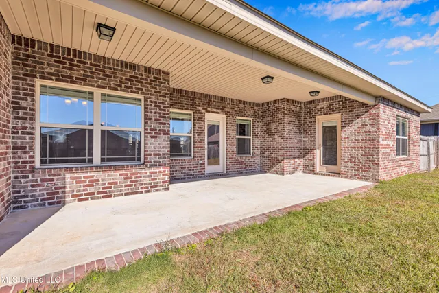 $2,950 | 10419 Sweet Bay Drive, Gulfport, MS 39503