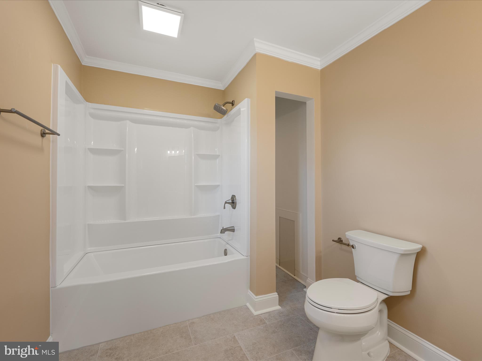 237 Summerville Road Boyce, VA 22620 - Photo 27 of 53 a bathroom with a toilet and a bathtub